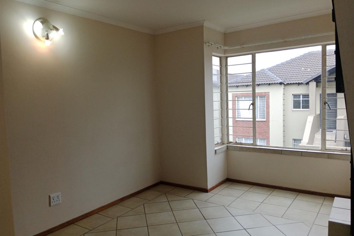 2 Bedroom Apartment to Rent in Montana - Located in Twee Riviere Lifestyle Estate - Photo 3