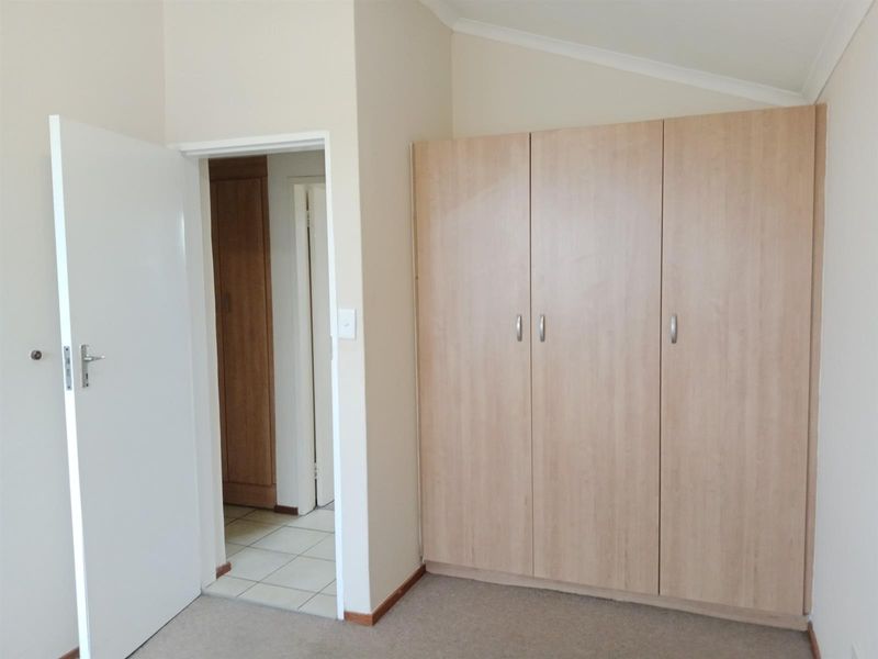 2 Bedroom Apartment to Rent in Montana - Located in Twee Riviere Lifestyle Estate - Photo 2