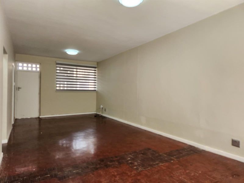 Apartment To Rent in Lyndhurst, Johannesburg - Photo 10