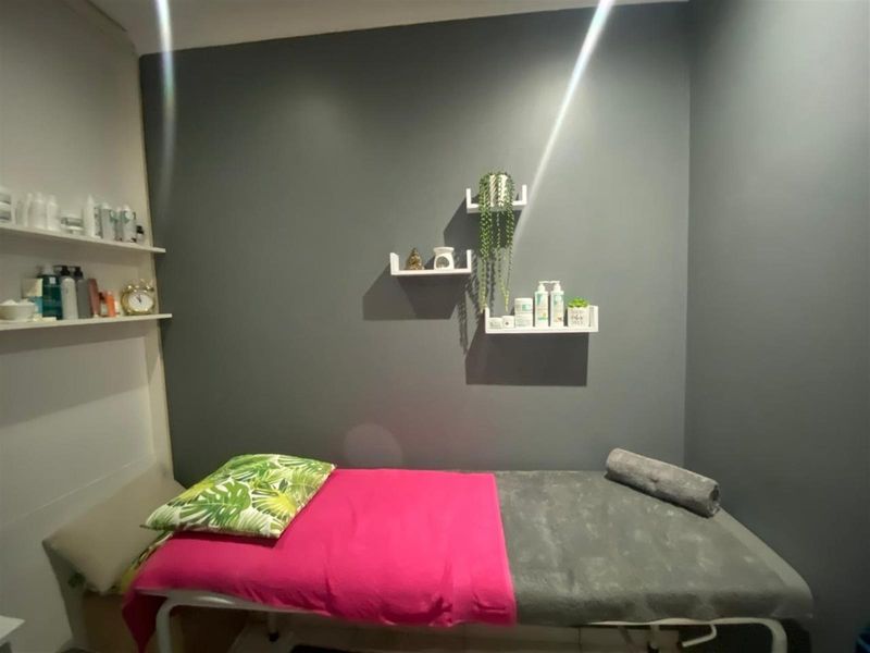 Stunning 1.5-Bedroom Ground Floor Cottage - Durban North - R8,500 - Photo 9