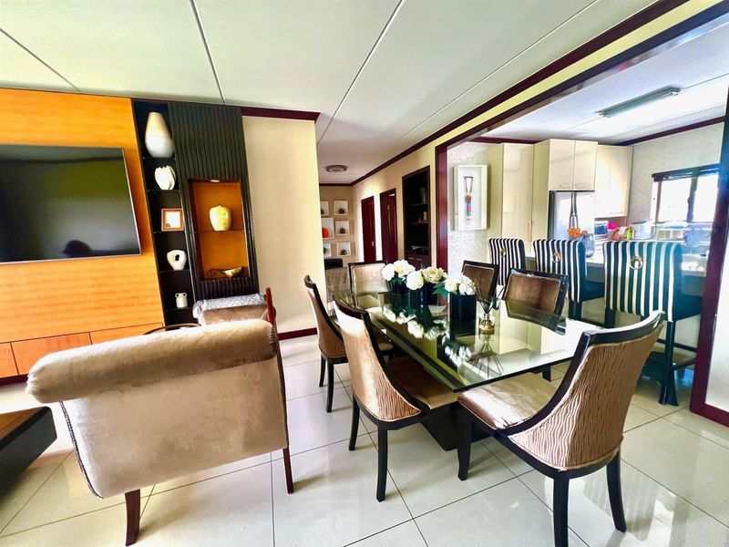 3 Bed 2 Baths Luxurious Home TO LET!! - Photo 9