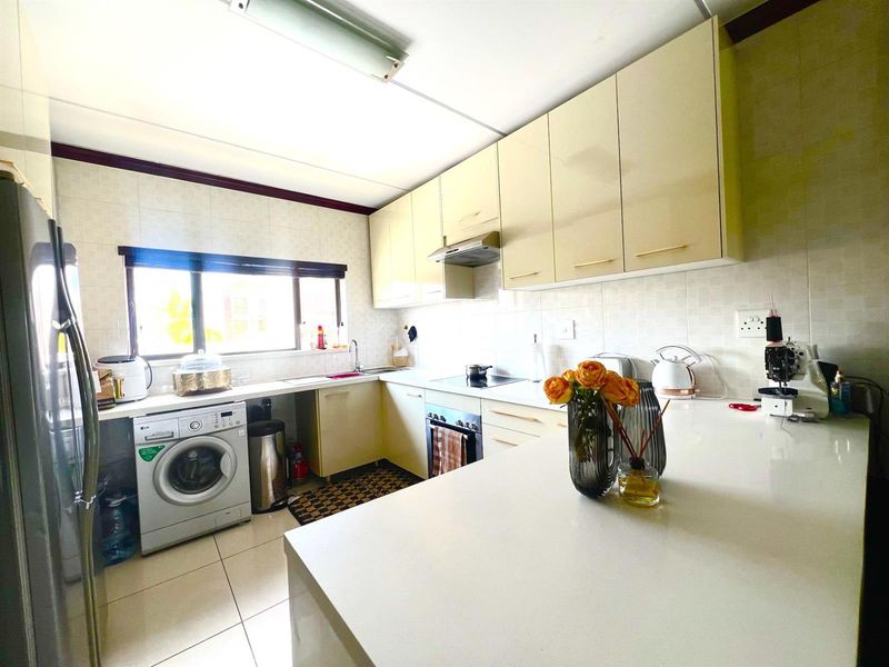 3 Bed 2 Baths Luxurious Home TO LET!! - Photo 5