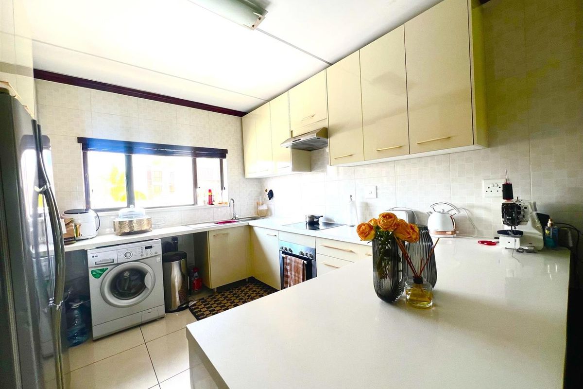 3 Bed 2 Baths Luxurious Home TO LET!! - Photo 5