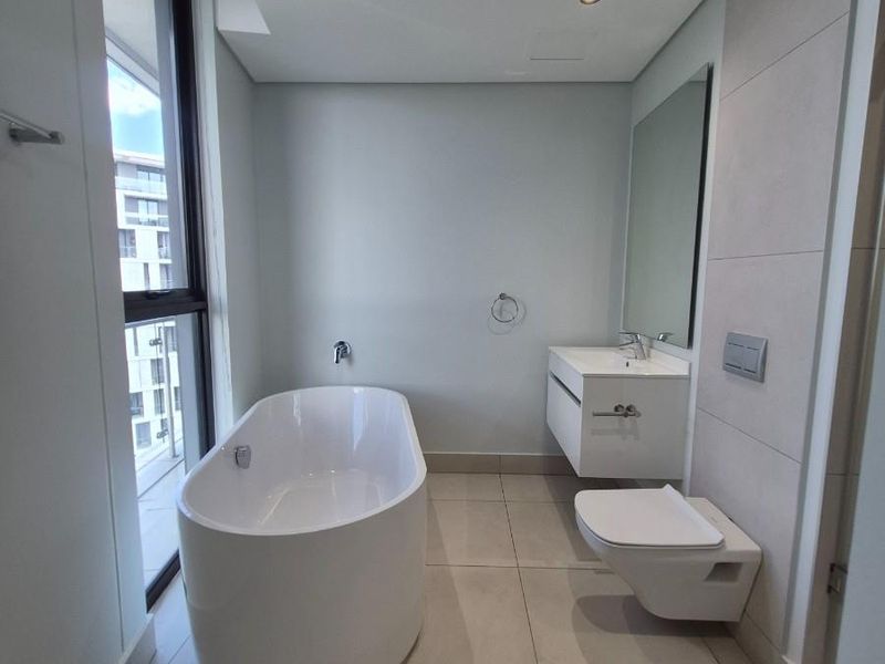 Luxury 2-Bedroom Apartment for Sale | Prime Investment | Ellipse Waterfall - R3 500 000 - Photo 10
