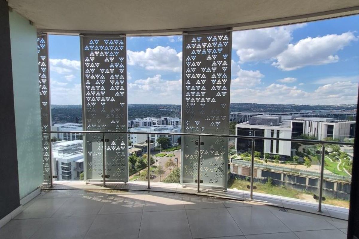 Luxury 2-Bedroom Apartment for Sale | Prime Investment | Ellipse Waterfall - R3 500 000 - Photo 4