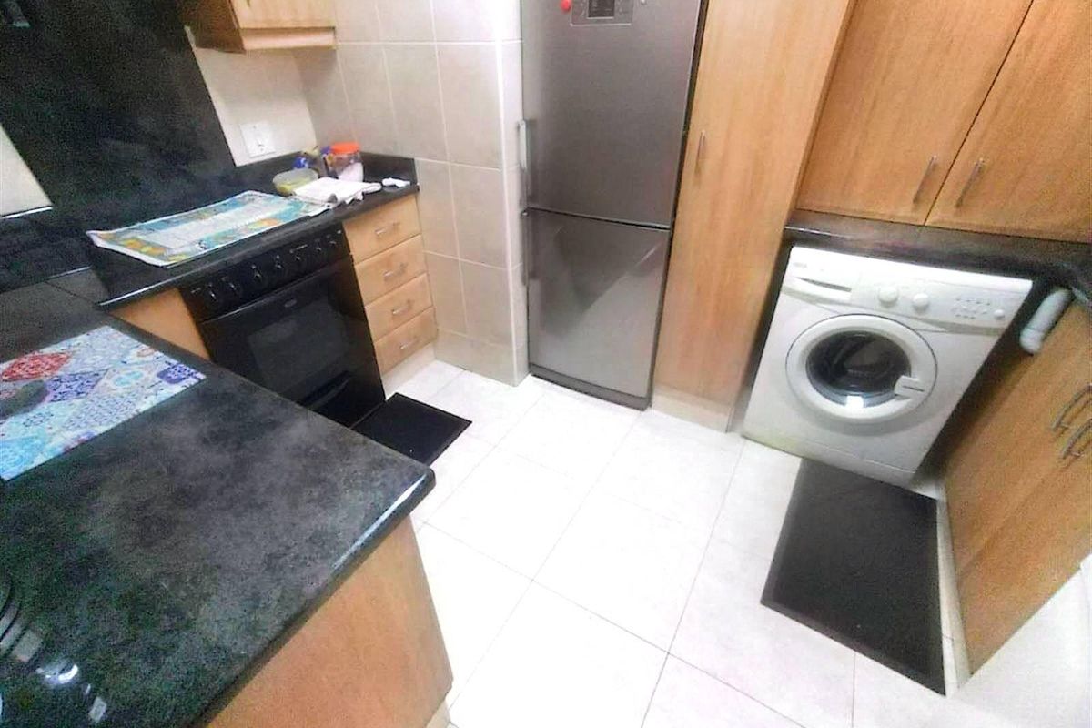 Apartment For Sale in Musgrave Durban KwaZulu Natal - Photo 3