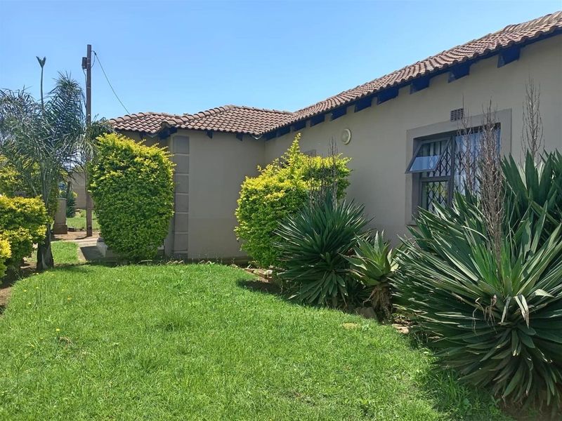 House For Sale in Bhekuzulu, Vryheid, KwaZulu Natal - Photo 2