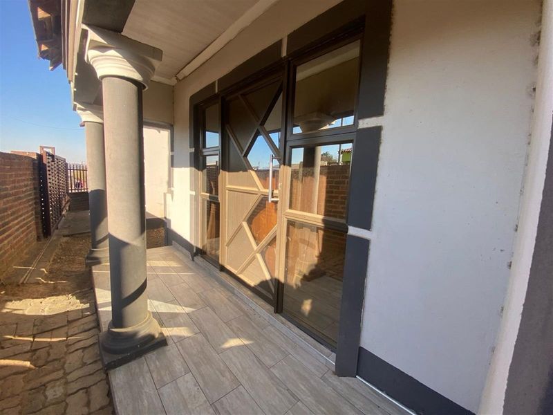 House For Sale in Bhekuzulu, Vryheid, KwaZulu Natal - Photo 7