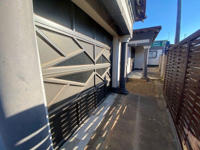 House For Sale in Bhekuzulu, Vryheid, KwaZulu Natal - Photo 2