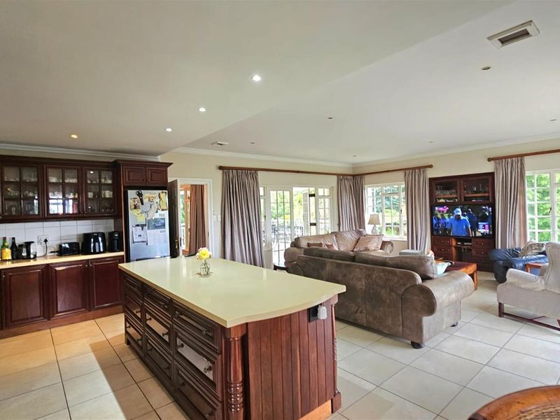 If you appreciate space, privacy and exceptional gardens, this home will speak to you immediately! - Photo 8