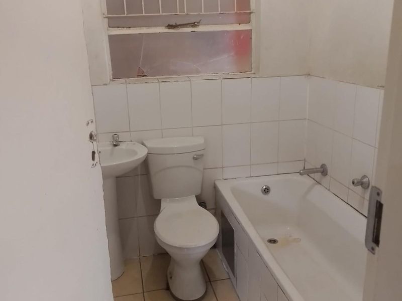 2 Bedroom Apartment For Sale in Kempton Park Central, Kempton Park - Photo 7