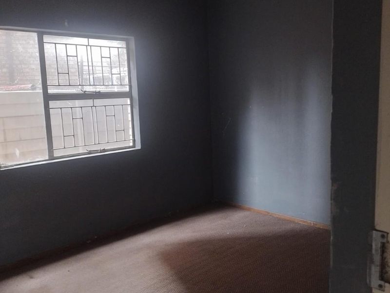 2 Bedroom Apartment For Sale in Kempton Park Central, Kempton Park - Photo 9