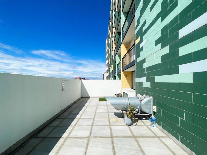 Income Investment For Sale in Woodstock, Cape Town - Photo 9