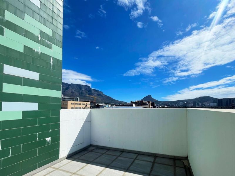 Income Investment For Sale in Woodstock, Cape Town - Photo 5