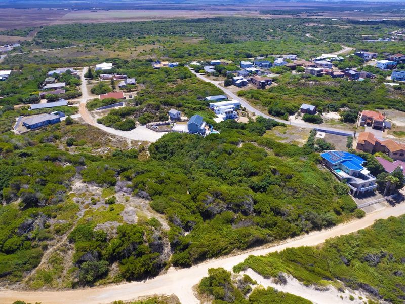 Island-Style Beachfront Stand in Paradise Beach | Permanent Ocean Views and Greenbelt Privacy - Photo 7