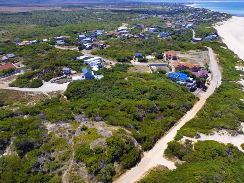 Island-Style Beachfront Stand in Paradise Beach | Permanent Ocean Views and Greenbelt Privacy - Photo 6