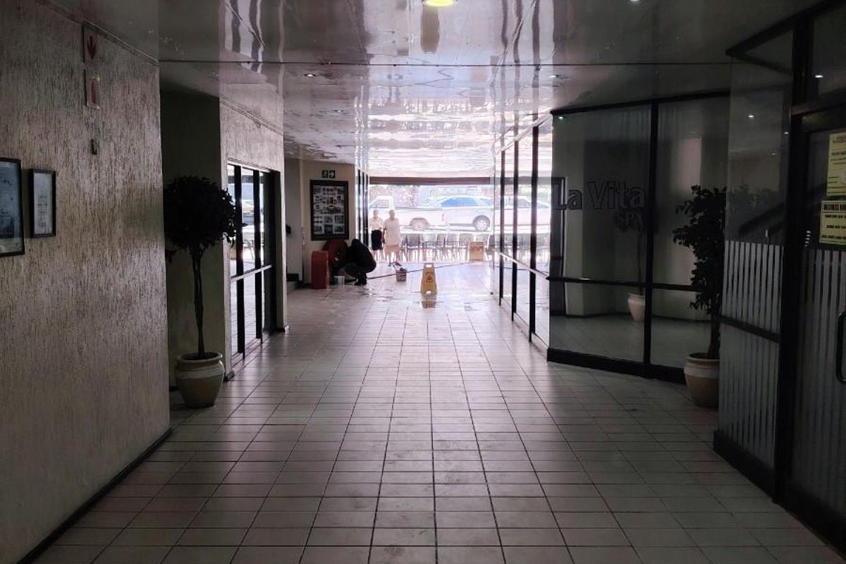 EXCLUSIVE MANDATE - INVESTMENT - MAKE AN OFFER - Photo 4