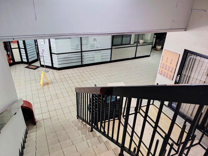 EXCLUSIVE MANDATE - INVESTMENT - MAKE AN OFFER - Photo 3