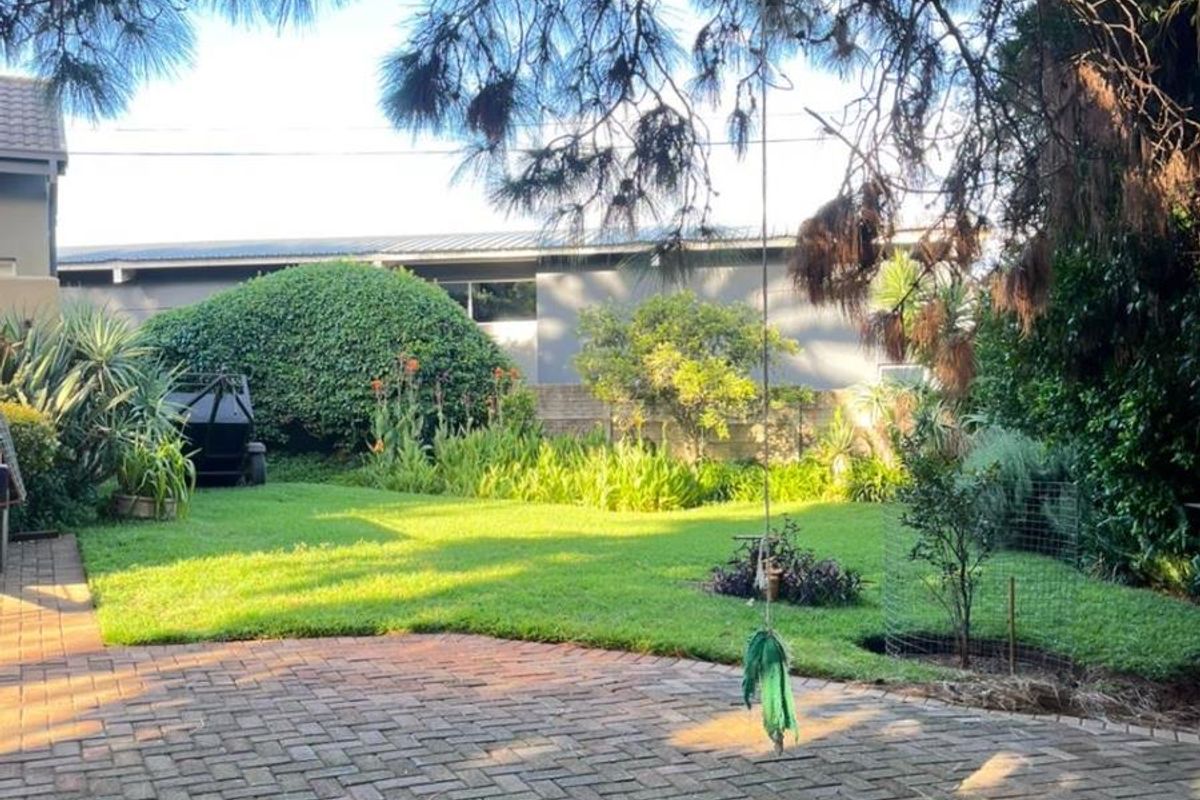 House For Sale in Huttenheights, Newcastle, KwaZulu Natal - Photo 2