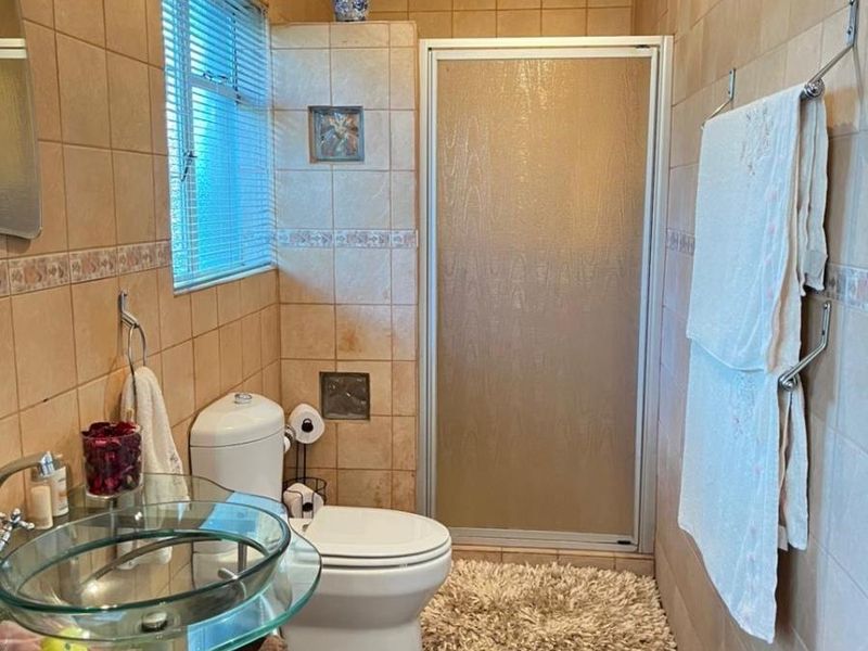 House For Sale in Huttenheights, Newcastle, KwaZulu Natal - Photo 8