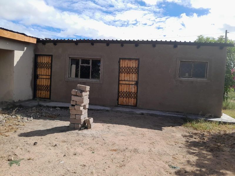 Invetsment Opportunity Corner Stand with rooms  For Sale in Mmotong, Polokwane Rural, Polokwane - Photo 2