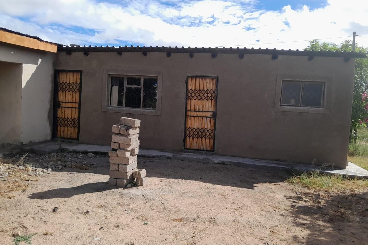 Invetsment Opportunity Corner Stand with rooms  For Sale in Mmotong, Polokwane Rural, Polokwane - Photo 2