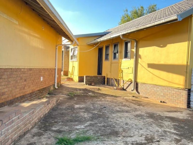 House For Sale in Amajuba Park, Newcastle, KwaZulu Natal - Photo 8