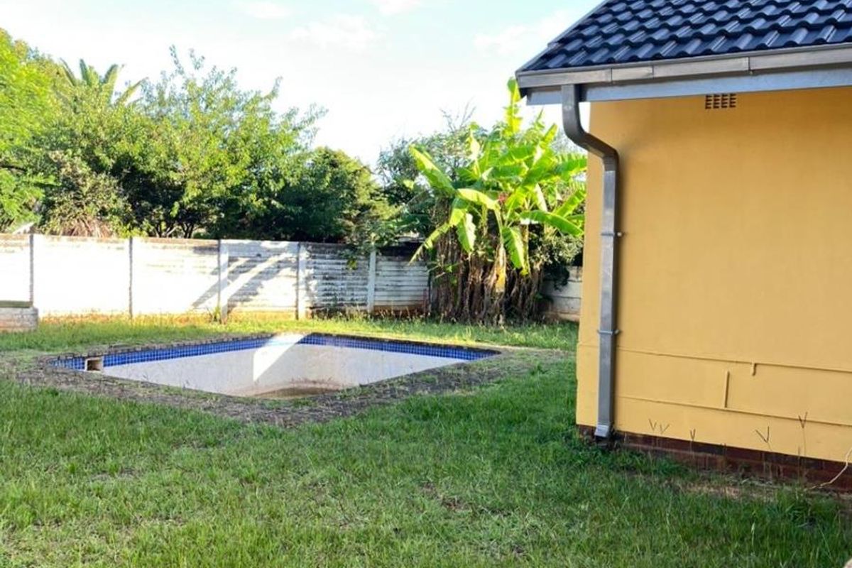 House For Sale in Amajuba Park, Newcastle, KwaZulu Natal - Photo 2