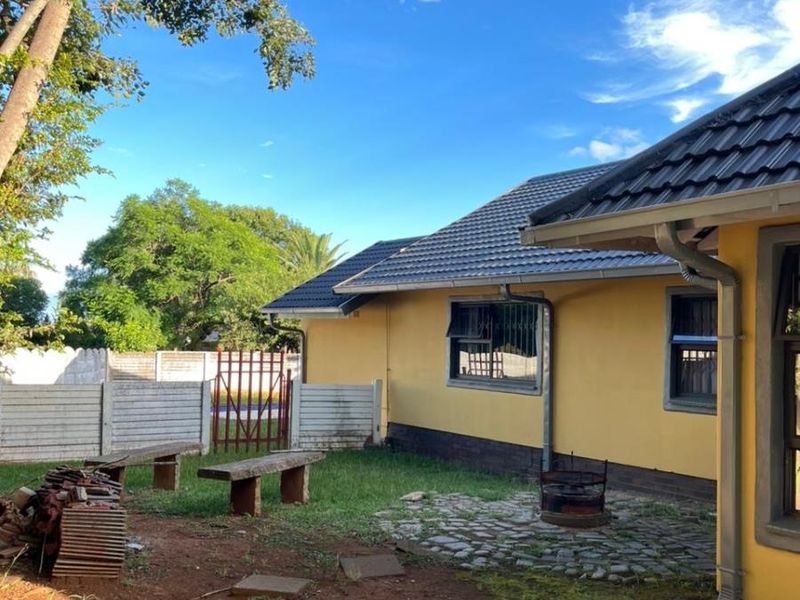 House For Sale in Amajuba Park, Newcastle, KwaZulu Natal - Photo 3