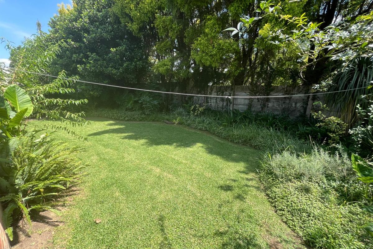 Townhouse For Sale in Dundee, KwaZulu Natal - Photo 2