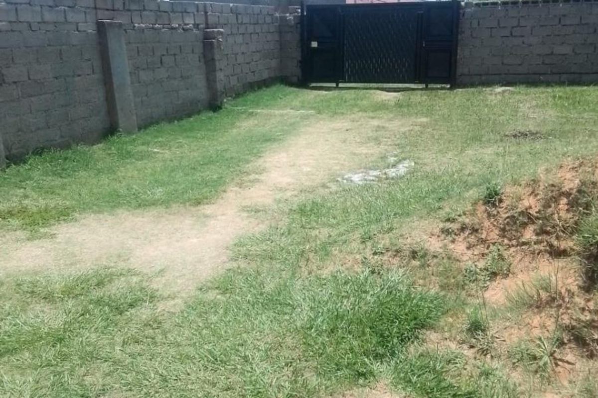 House For Sale in Osizweni, Newcastle, KwaZulu Natal - Photo 4