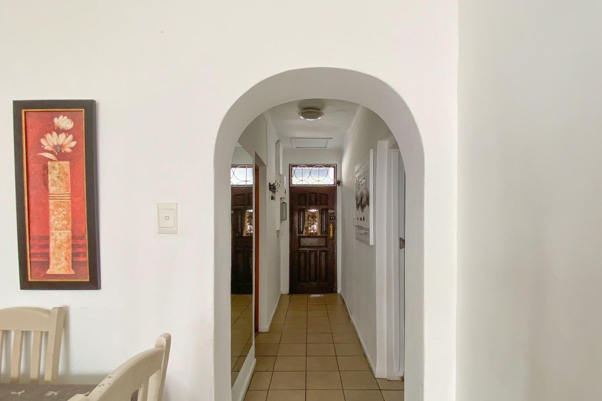 4 bedroom gem in the heart of Woodstock. - Photo 5