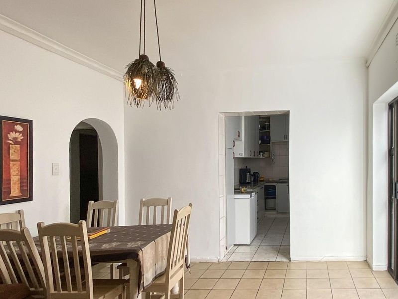 4 bedroom gem in the heart of Woodstock. - Photo 8