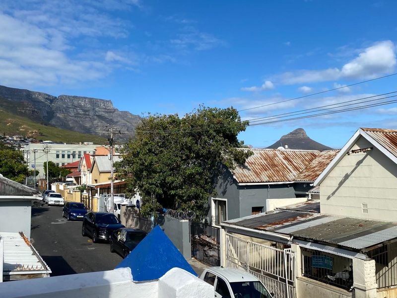 4 bedroom gem in the heart of Woodstock. - Photo 3