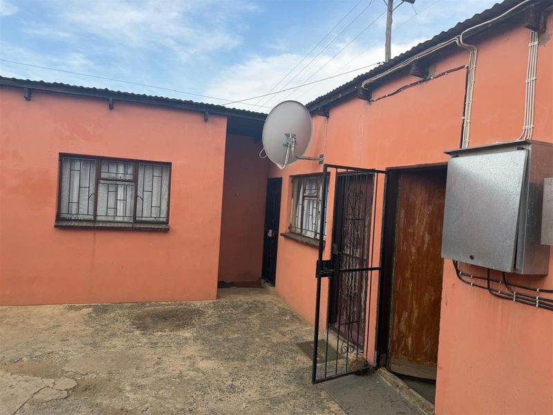 Cottage For Sale in Bhekuzulu, Vryheid, KwaZulu Natal - Photo 6