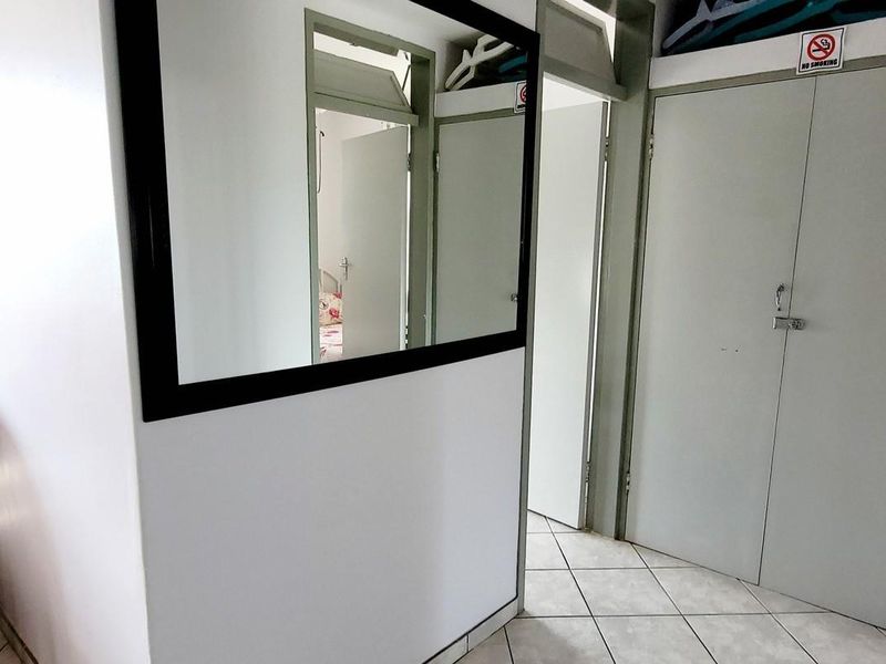 Apartment For Sale in Uvongo Beach, Margate, KwaZulu Natal - Photo 8