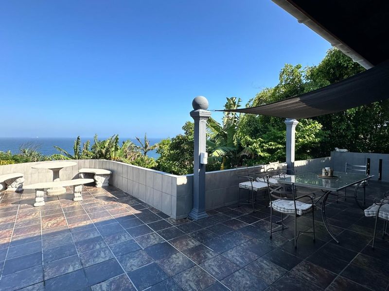 Luxury Coastal Family Home with Spectacular 180° Breaker Sea Views! - Photo 4