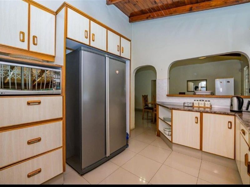 Dream home For Sale in Durban North, Durban, KwaZulu Natal - Photo 7