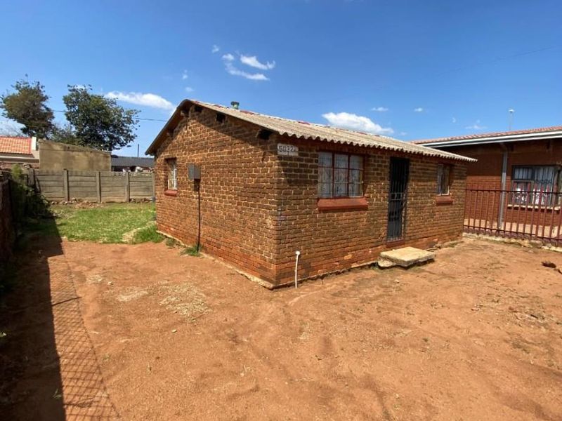 House For Sale in Sebokeng Zone 12, Sebokeng - Photo 4