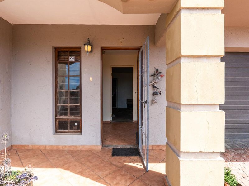 2 SS Ocean Villa H, 6 Hendra Street, Island View, Mossel Bay - Photo 3