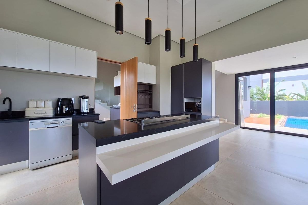 Contemporary Family Home in Prestigious Zimbali Lakes Resort, Ballito - Photo 3