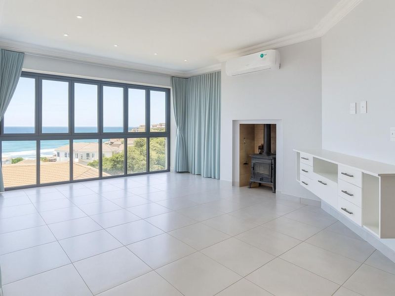 Spectacle 4-bedroom coastal home with ocean views! - Photo 6