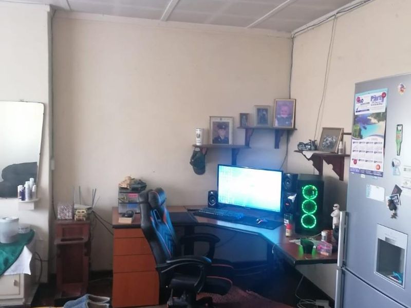 House For Sale in CE 2, Vanderbijlpark CE - Photo 8