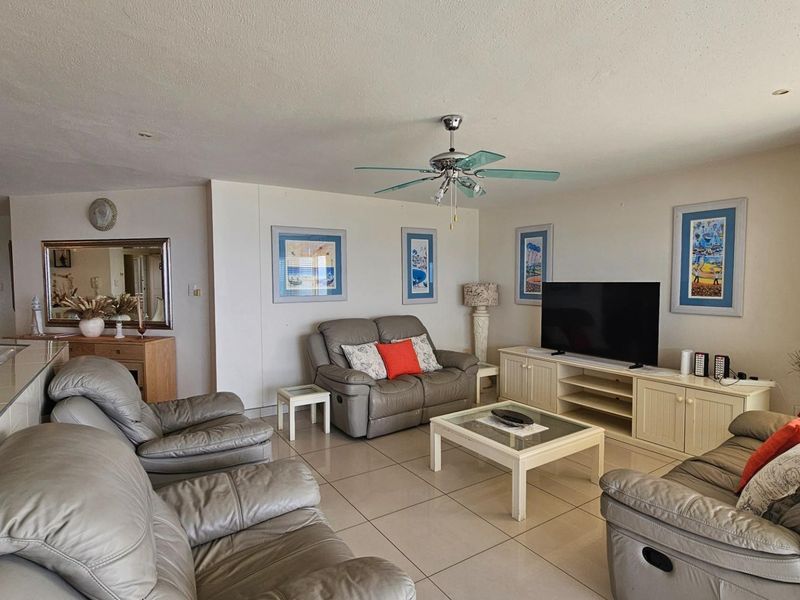 Beachfront Living with Spectacular Indian Ocean Views - Photo 10