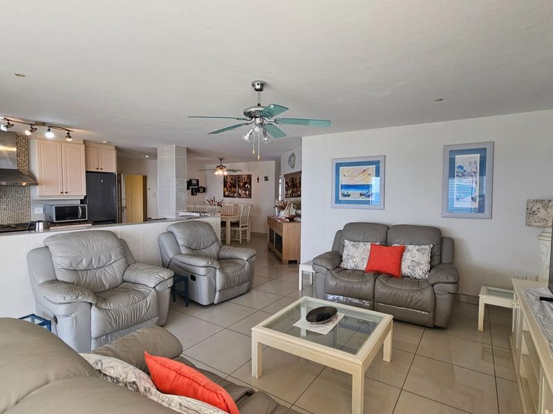 Beachfront Living with Spectacular Indian Ocean Views - Photo 9
