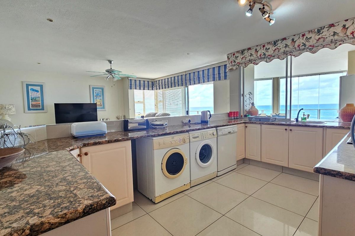 Beachfront Living with Spectacular Indian Ocean Views - Photo 5