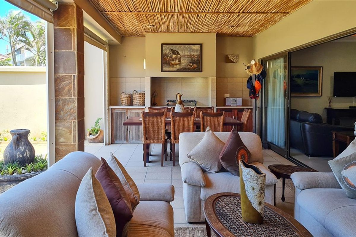 Executive, Luxury 3 Bedroom Beachfront Apartment - Photo 3