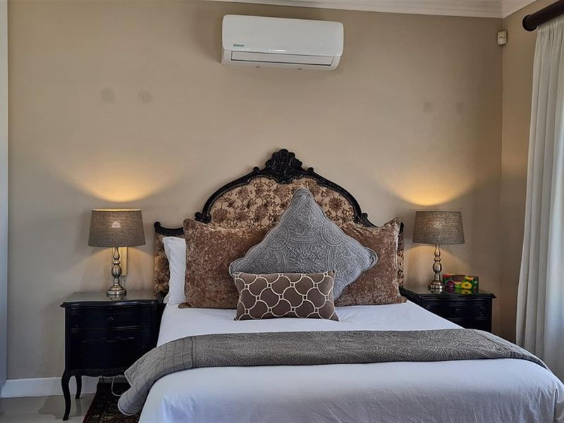 Executive, Luxury 3 Bedroom Beachfront Apartment - Photo 8