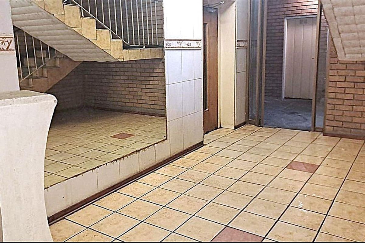 2 BED Apartment For Sale in Sunnyside, Pretoria - Photo 5