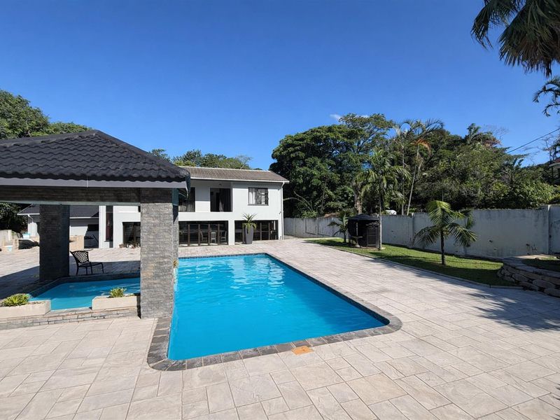 House For Sale in Umtentweni, Port Shepstone, KwaZulu Natal - Photo 2
